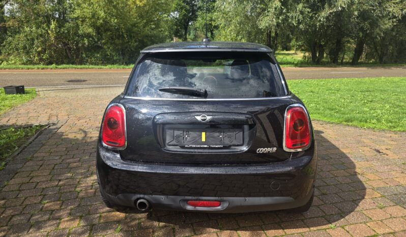
								MINI Cooper full									