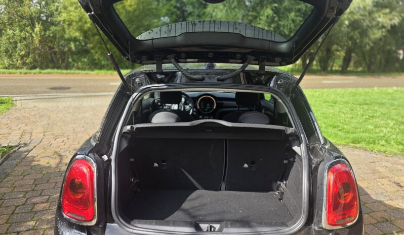 
								MINI Cooper full									