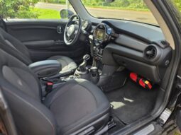 
										MINI Cooper full									