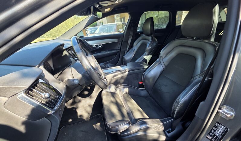 
								Volvo V90 2.0 D4 R-Design Automaat full									