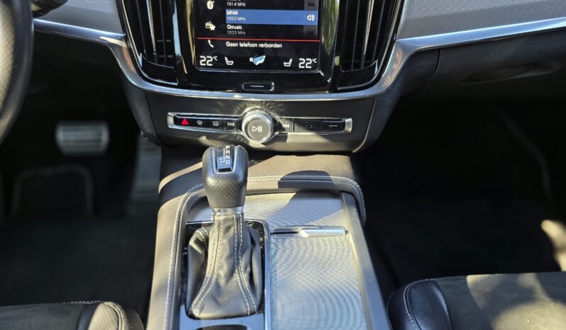 
								Volvo V90 2.0 D4 R-Design Automaat full									