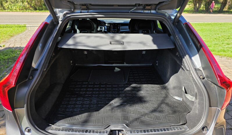 
								Volvo V90 2.0 D4 R-Design Automaat full									