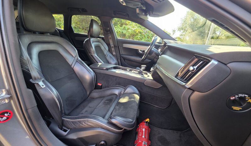 
								Volvo V90 2.0 D4 R-Design Automaat full									